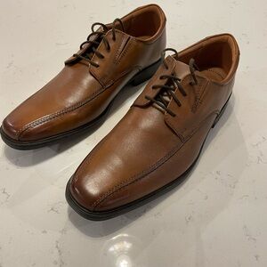 Clarks men’s shoes size 9.5